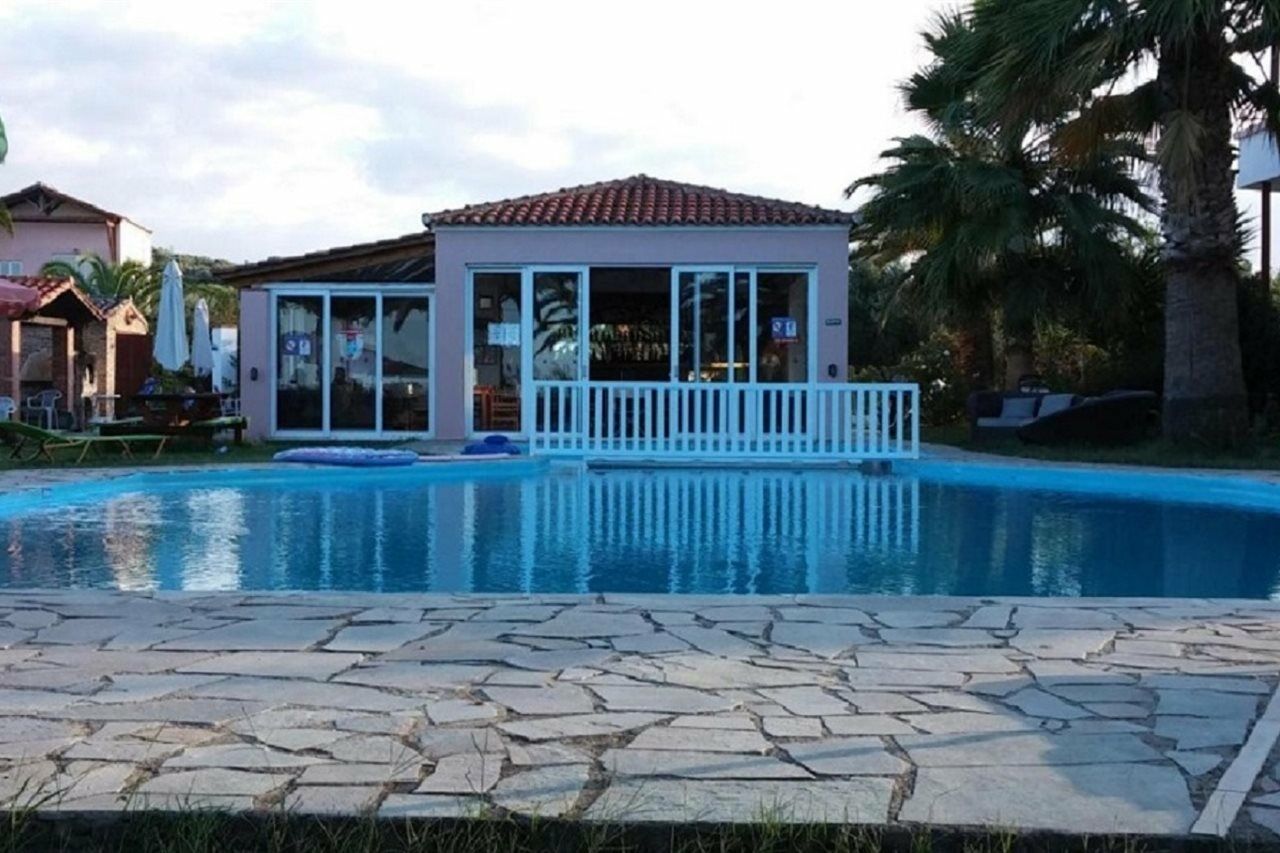 Pardalakis Studios يورانيون المظهر الخارجي الصورة